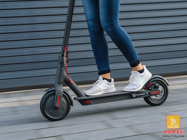 e-scooter---electric-scooter_18b6743ce74_large.jpg