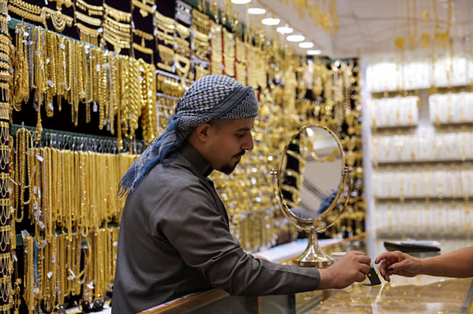 迪拜金价五连涨破关键关口 24K黄金首超每克600迪拉姆