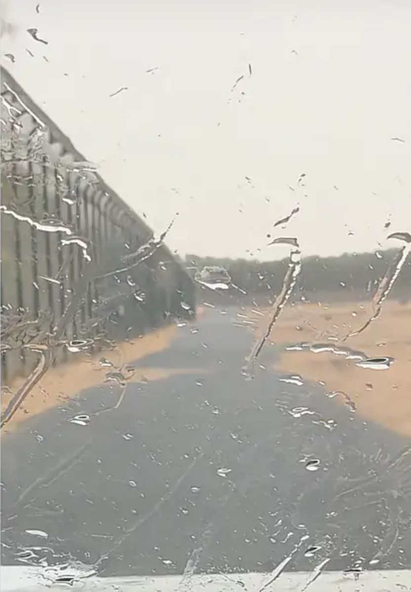 迪拜部分地区突然下雨！更让人期待的是：苏海尔星下周...