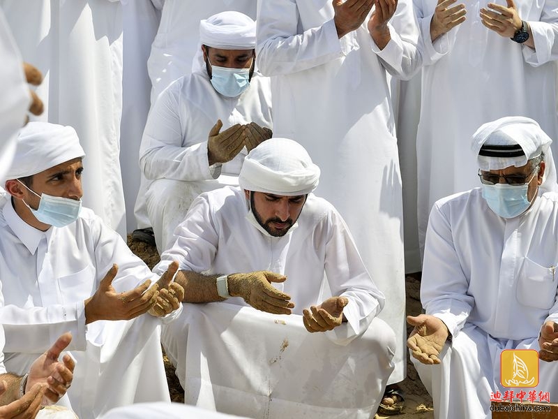 Sheikh-Hamdan-Funeral-and-burial_178647fc3b3_original-ratio.jpeg