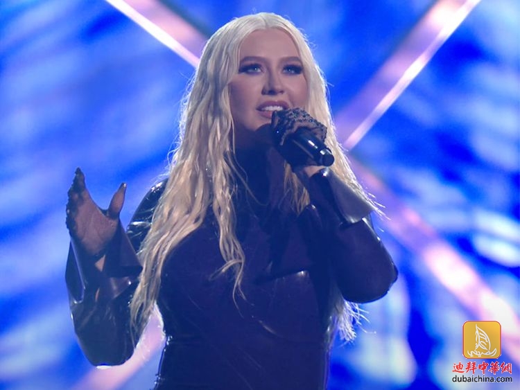 20220331-christina-aguilera_17fe0be3806_large.jpg