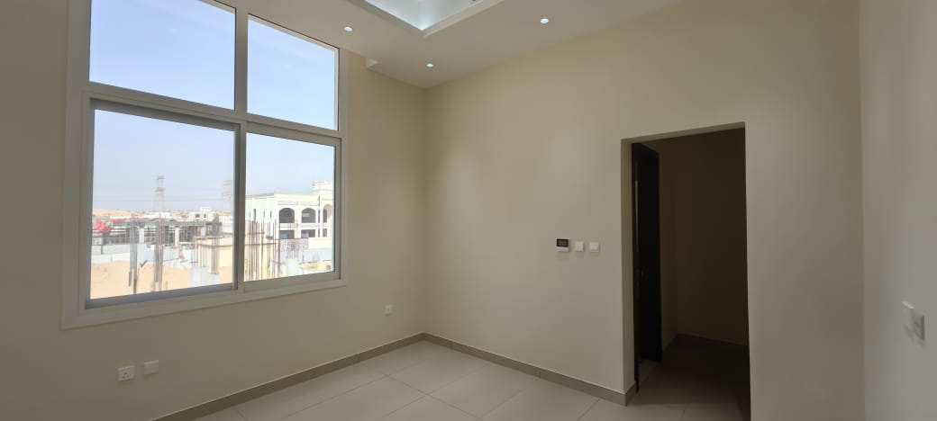 全新别墅  可包水电 MIRDIF 附近 离国际城也很近