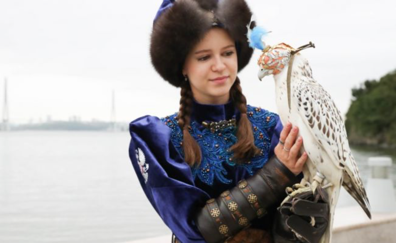 俄罗斯破获向阿联酋走私珍稀猎鹰案 涉事阿联酋公民获刑...