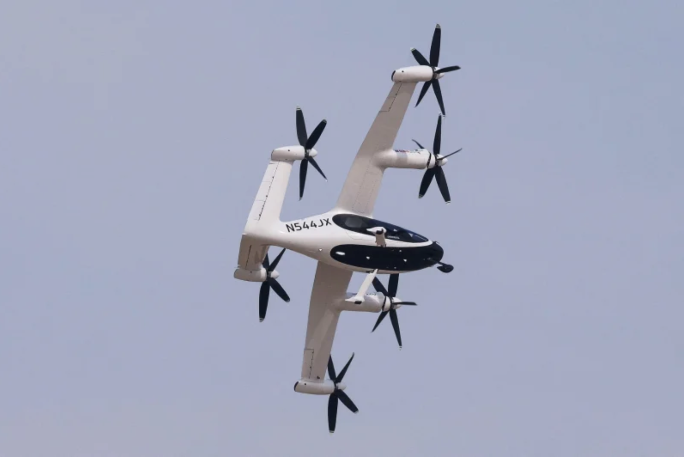 迪拜年底前将迎来电动空中出租车商业运营