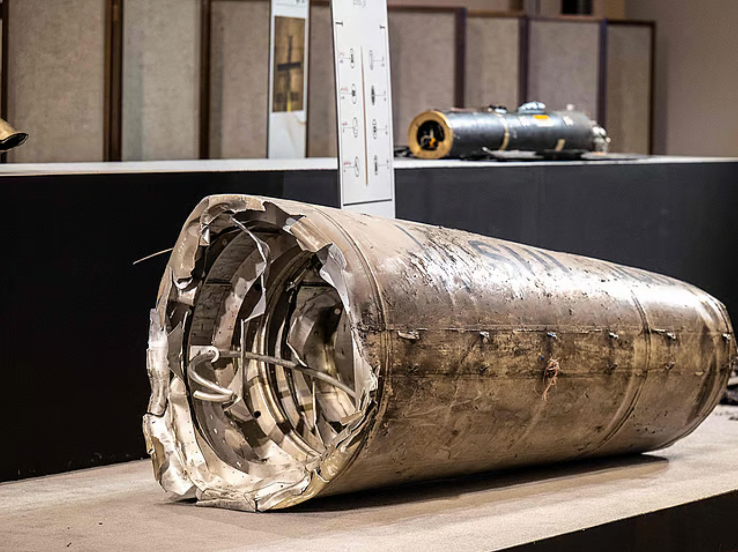 阿联酋又拦截6枚导弹、125架无人机，受伤人数上升至94人