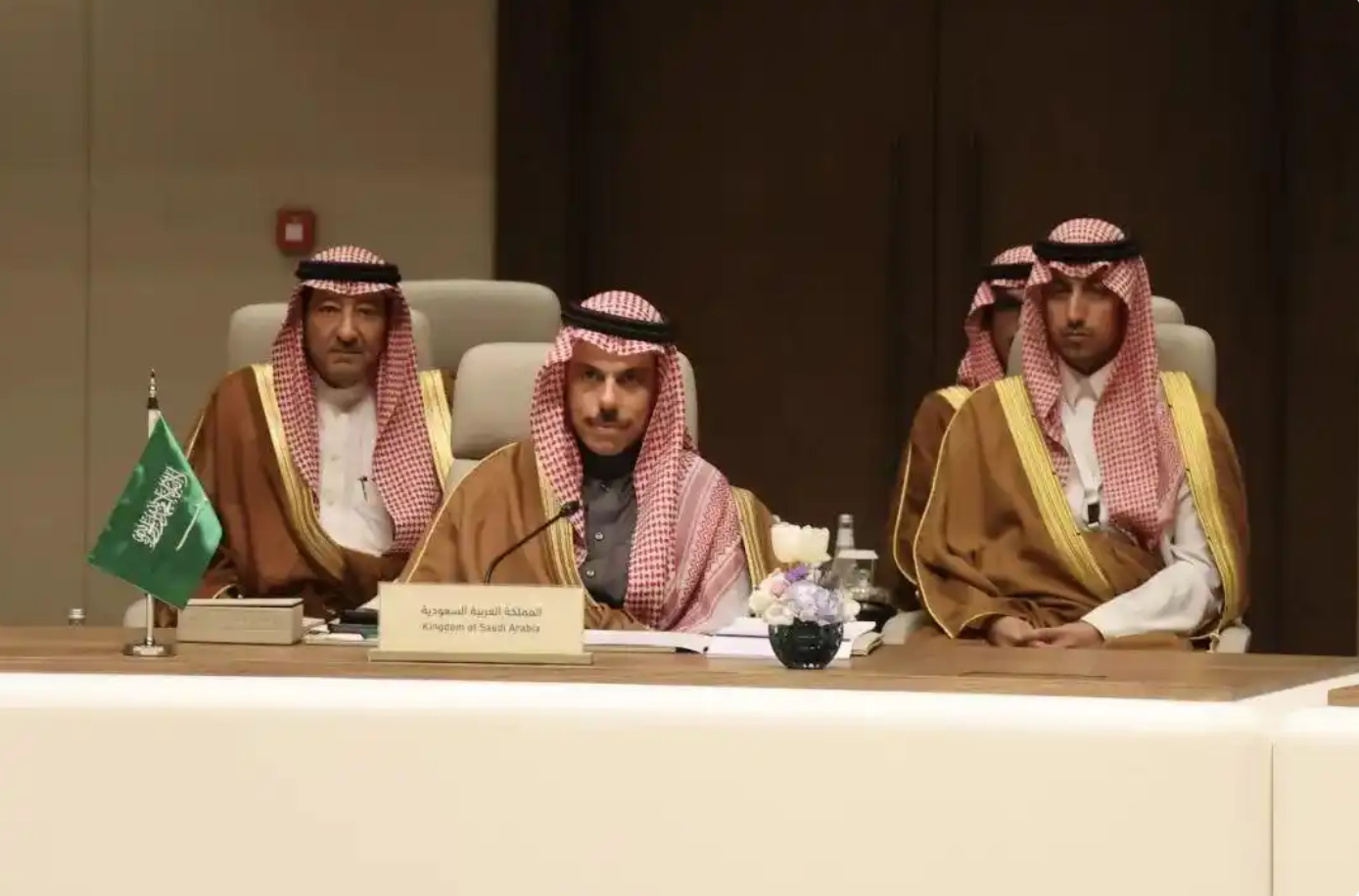 继阿联酋关闭使馆后，沙特驱逐伊朗外交官