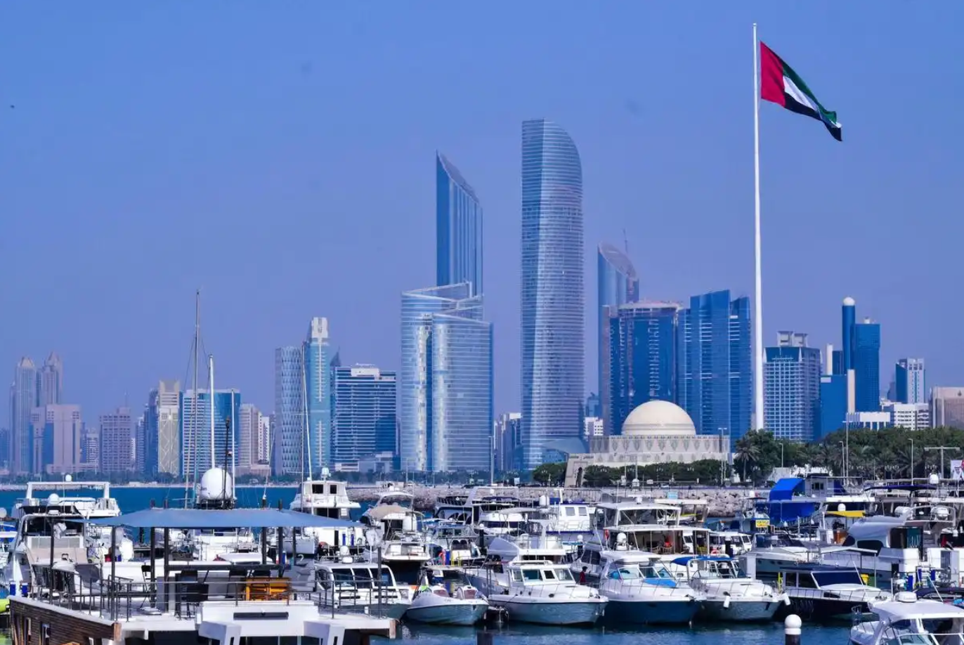 阿联酋富查伊拉原油库存骤降至700万桶 创9年来新低