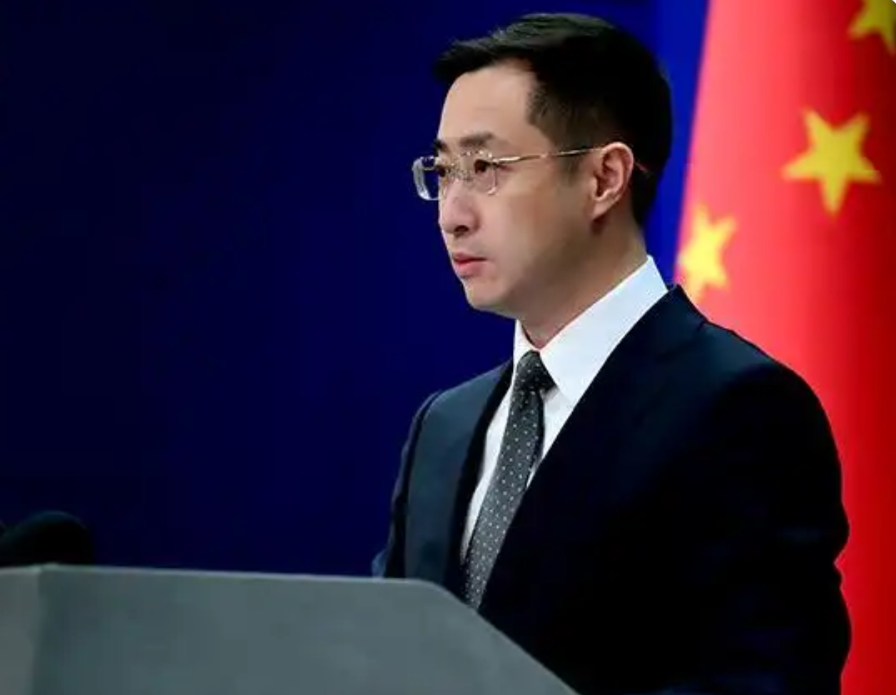 一艘中国油轮在霍尔木兹海峡附近遇袭？外交部回应