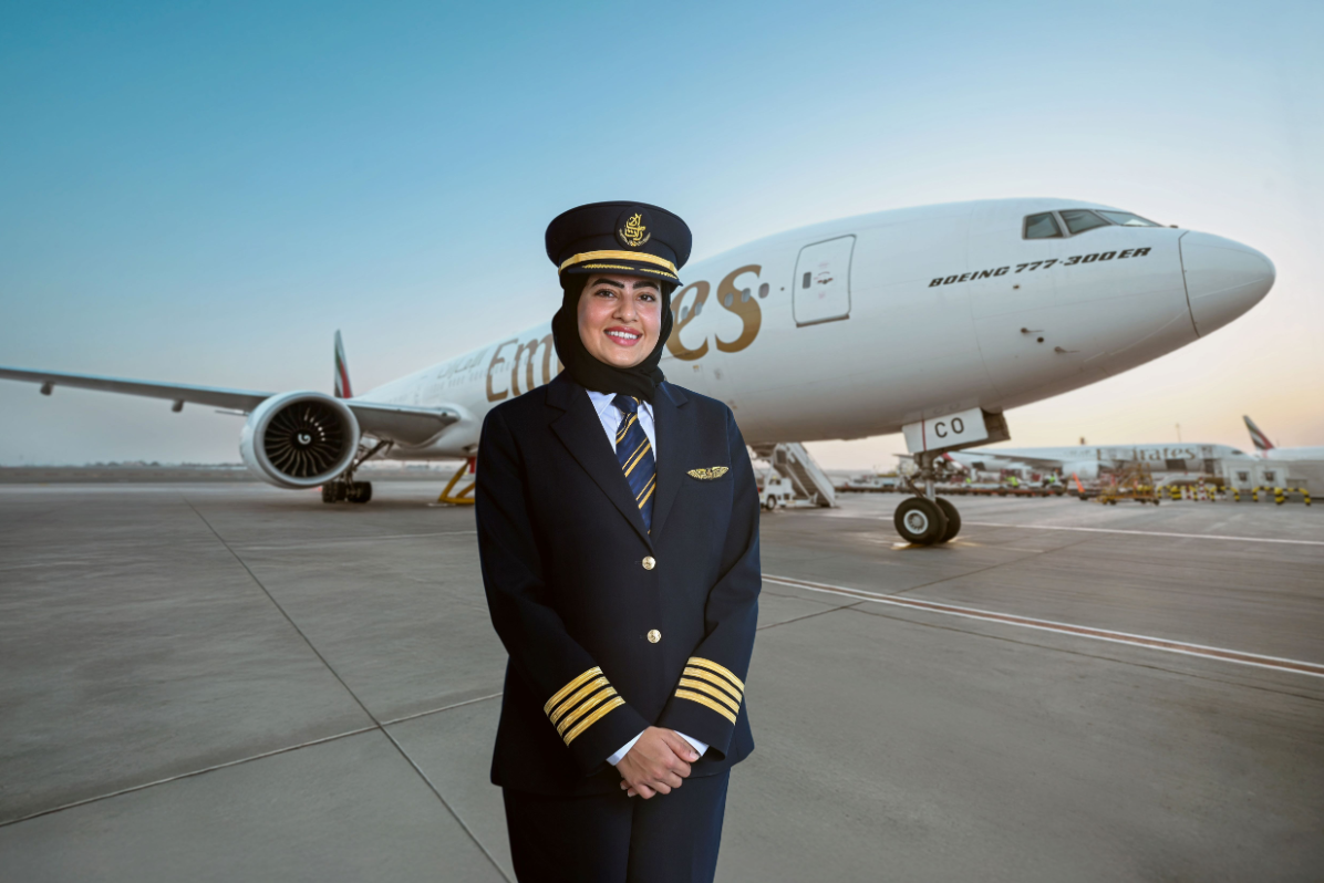 阿联酋航空迎来首批阿联酋籍女机长